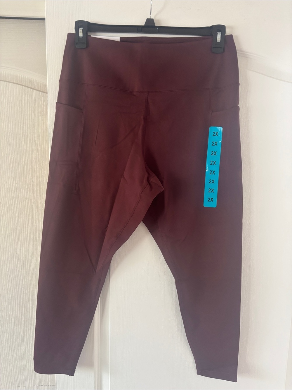 NWT DANSKIN Dark Red Leggings with Side Pockets - 2X